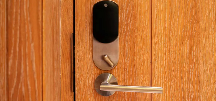 Automatic Locking Door Knob South West Calgary